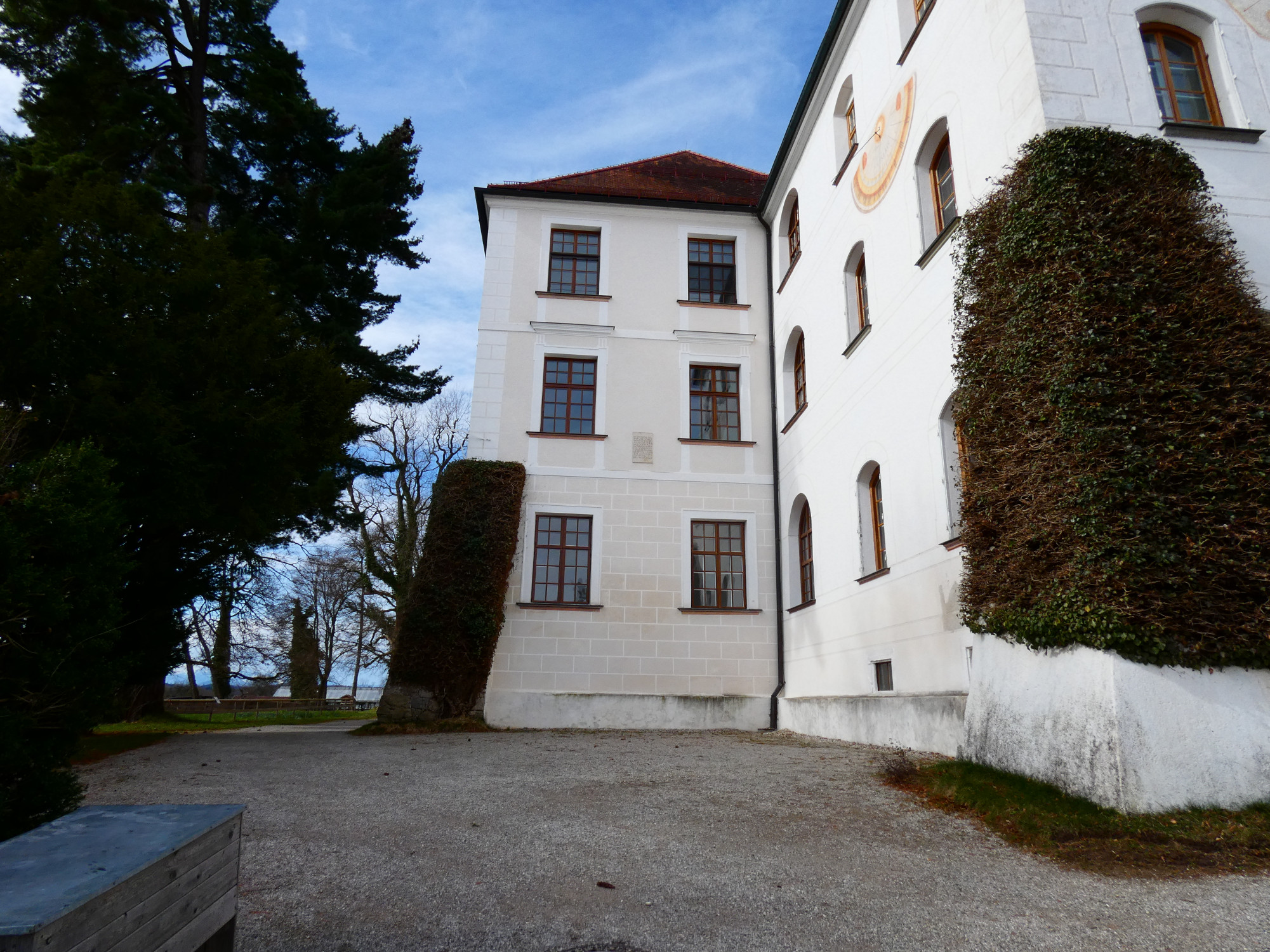 Altes Schloss auf Herrenchiemsee, in dem die neue Dauerausstellung untergebracht ist